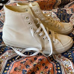White Converse Chuck Taylor High Tops